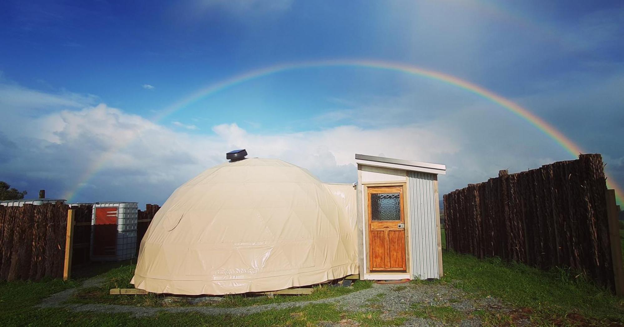 1 Waipu Off-Grid Eco Seaview Geodesic Glamping Dome Hotell Eksteriør bilde